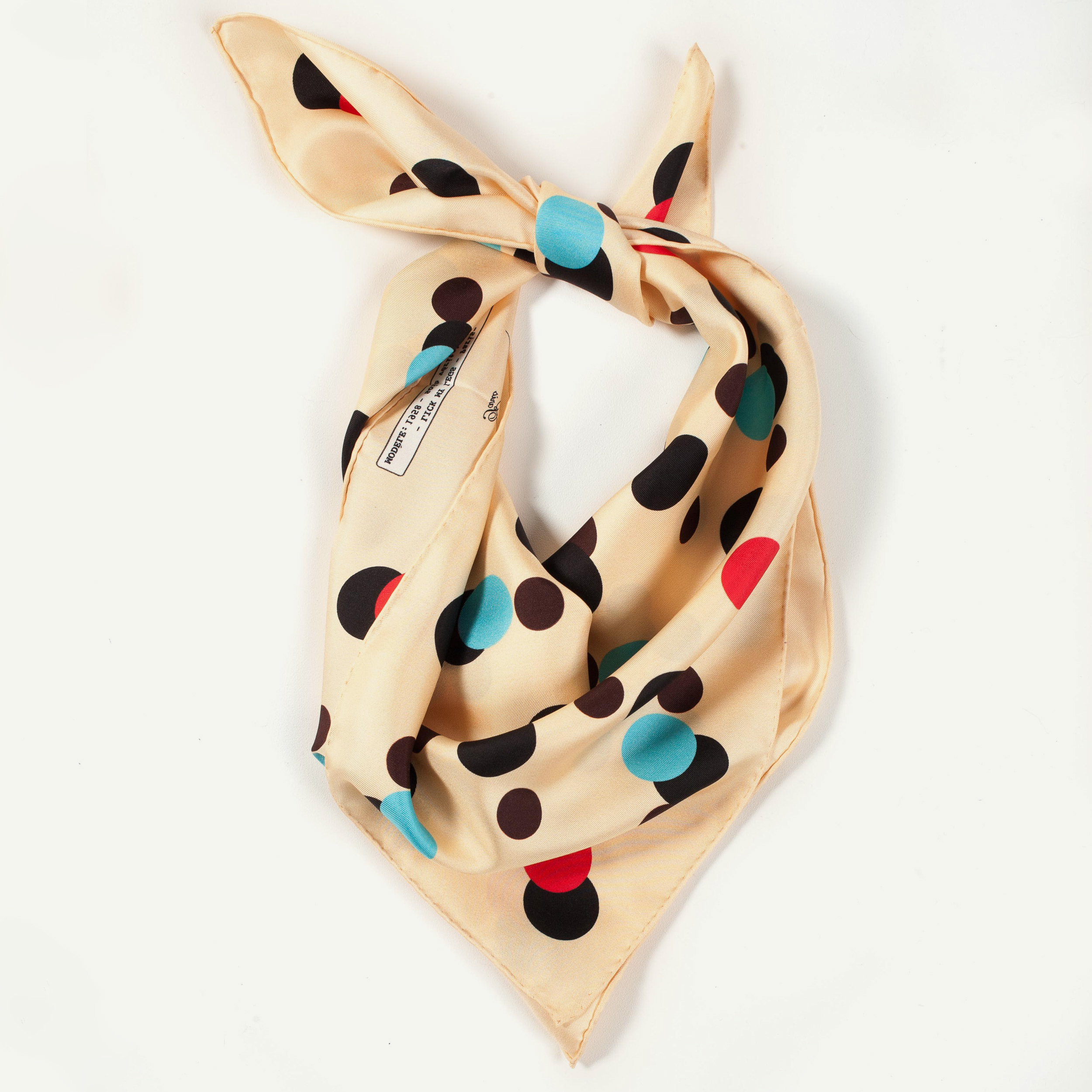 photo détail foulard en soie beige et pois multicolores