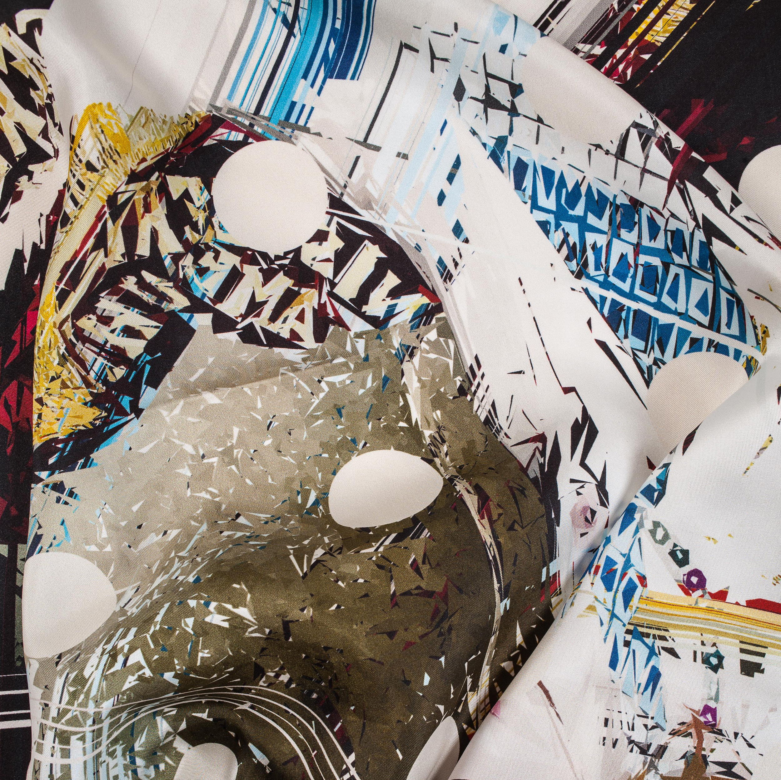 foulard graphique en soie. détail