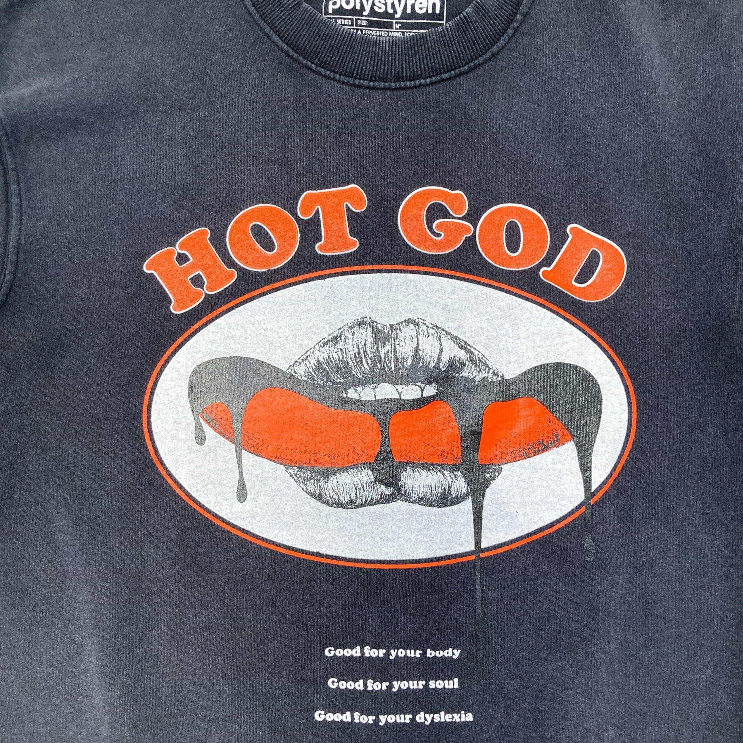 sweat hot noir detail